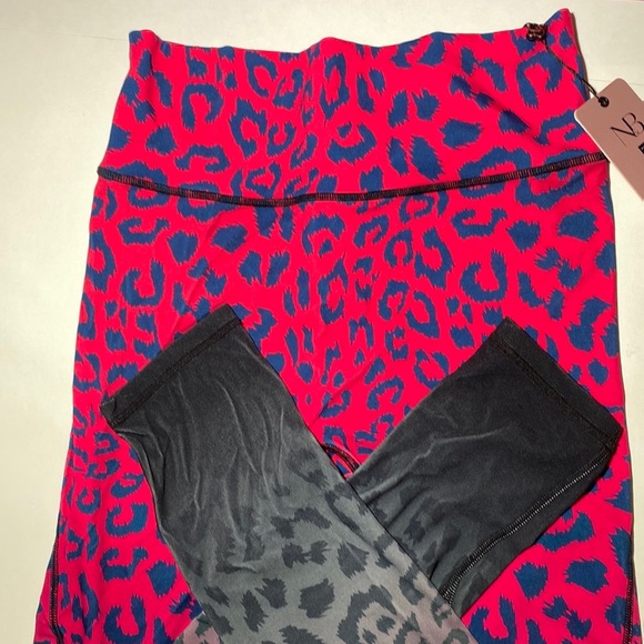 Noire Blanc Leggings - Picture 11 of 14